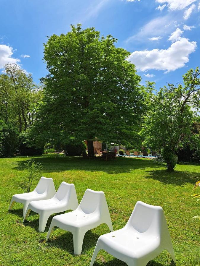 Namaste Cottage Issigeac Exterior photo